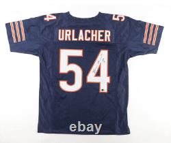 Brian Urlacher a signé une affiche/maillot des Chicago Bears de 15,75x40 pouces inscrit HOF 18.