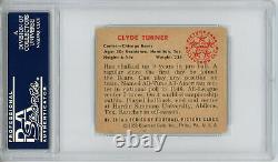 Clyde Bulldog Turner a signé la carte d'échange de gomme Bowman n°28 de 1950 avec une PSA Slab 42638